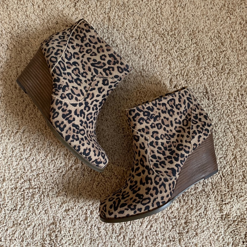 Sole Society “Patsy” Booties in Leopard print